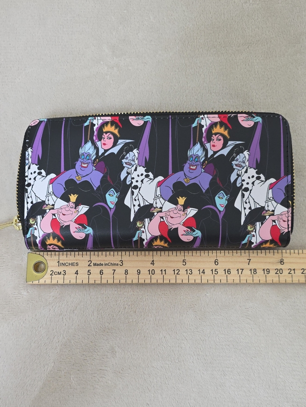 NWT Loungefly Disney Villains Zip Around Wallet Evil Queen Ursula Maleficent - Picture 4 of 7